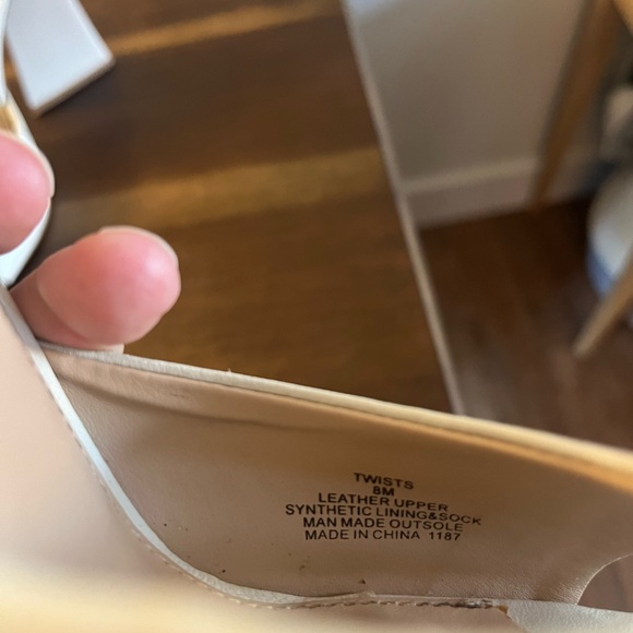 Steve Madden Bone White Mules - Picture 3 of 4